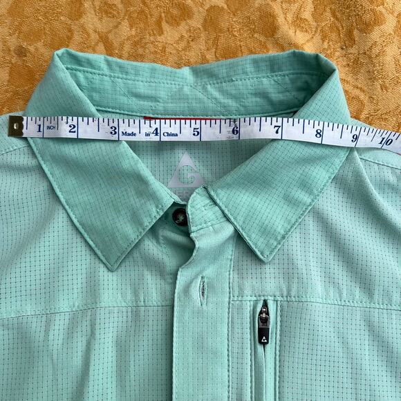 Gerry Active Long Sleeve Button Up: Size M - Picture 3 of 8